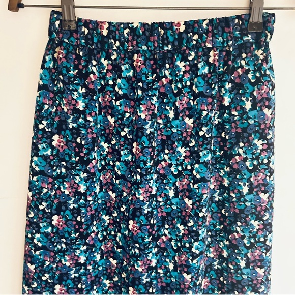 Floral A-Line Bohemian Flow Women's Navy Rayon Skirt Size Large LCSW Camrose - Picture 8 of 12